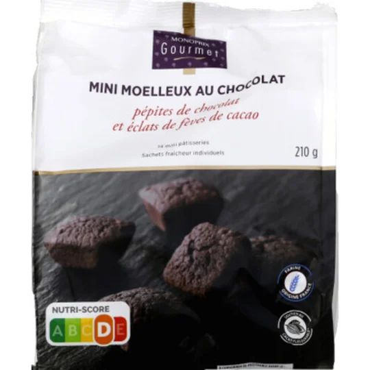 Mini moelleux au chocolat, pépites de chocolat et éclats de fèvesde cacao