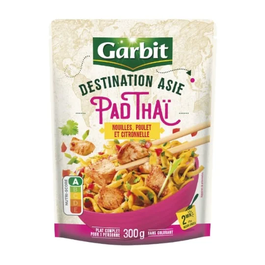 Plat cuisiné pad thai