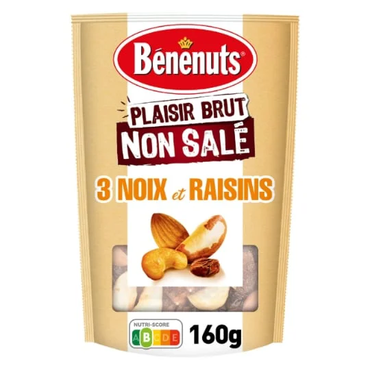 Fruits secs raisins amandes, cajous, noix du Brésil