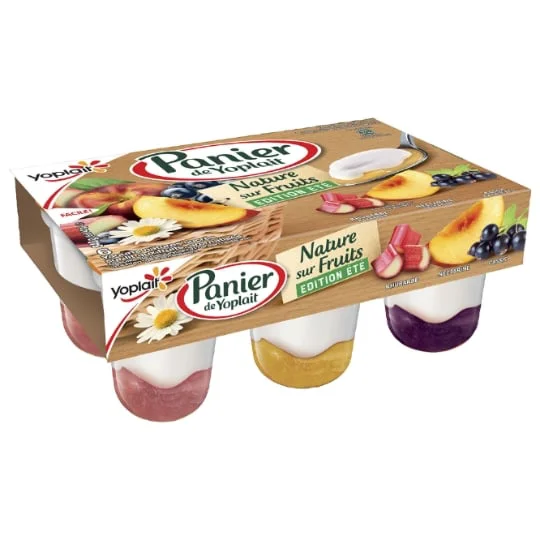 Yaourt nature sur fruits de saison pomme poire marron
