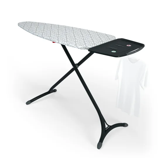 Table à repasser 130 x 52 cm