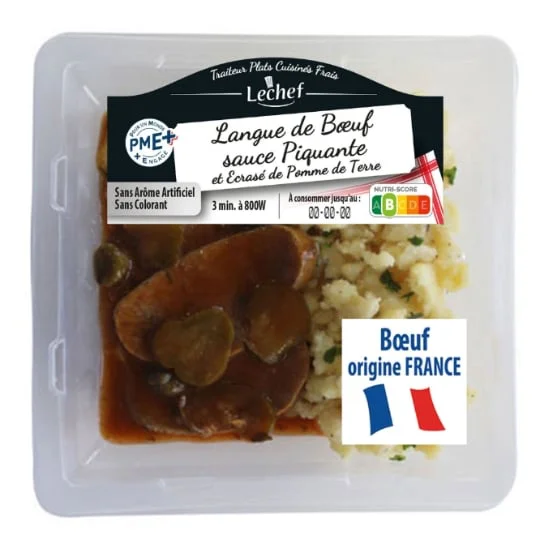 Plat cuisiné langue de boeuf sauce piquante écrasé pommes de terre