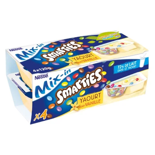 Yaourt vanille avec bonbons au chocolat