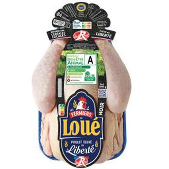 Poulet fermier noir prêt à cuire