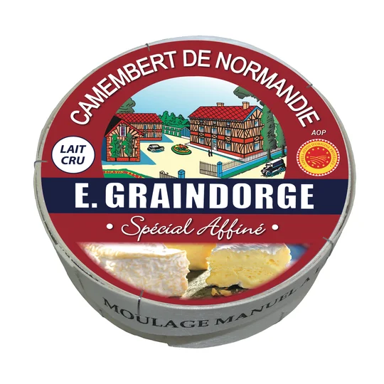 Camembert de normandie au lait cru AOP