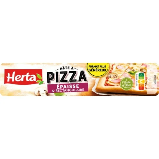 Pâte à pizza épaisse et rectangulaire