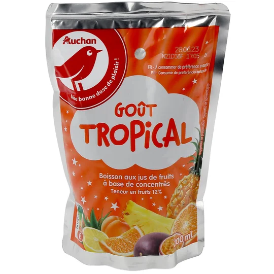 Boisson au jus de fruit goût tropical poche