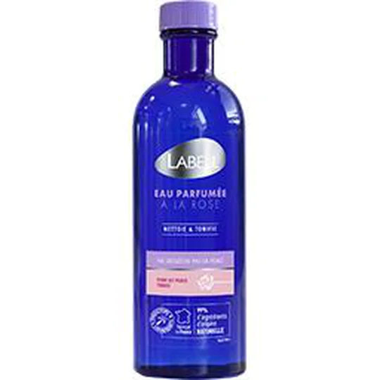 Eau parfumée à la rose