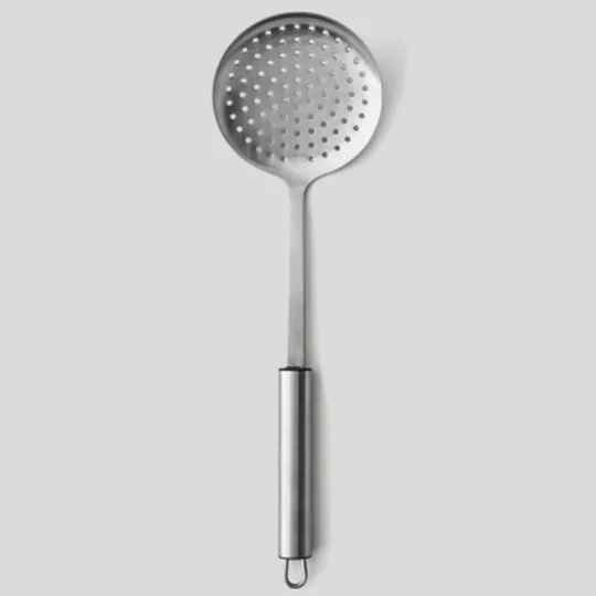 Ecumoire Stockholm, en inox