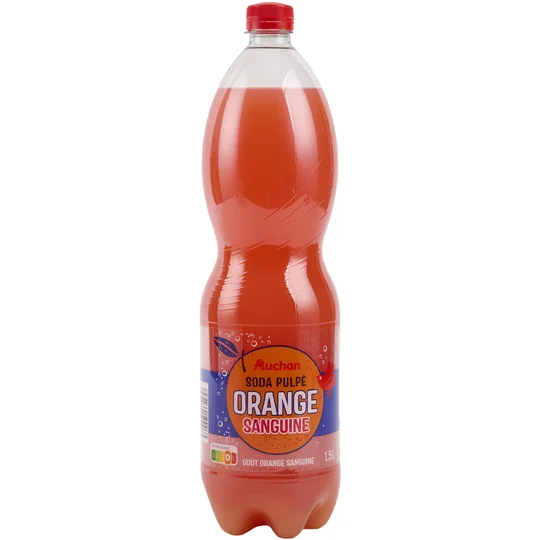 Boisson à la pulpe d'orange sanguine