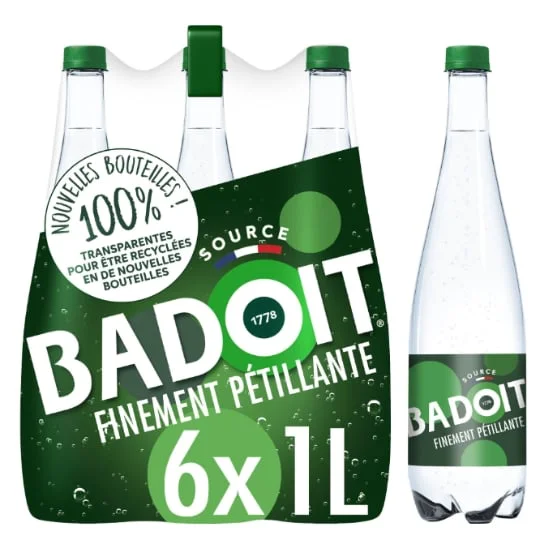Eau gazeuse minérale naturelle finement pétillante Verte