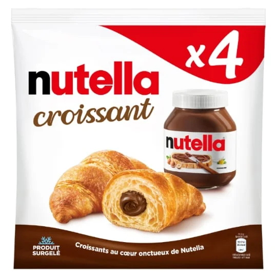 Croissant fourrée à la pâte à tartiner aux noisettes et au cacao