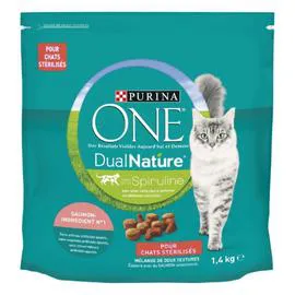 PURINA, ONE Croquettes pour chat adulte stérilisé au saumon & spiruline 1,4kg