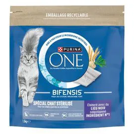 PURINA Croquettes pour chat stérilisé élaboré avec du lieu 1,5kg