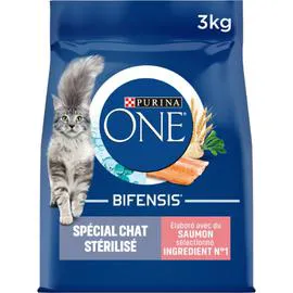 PURINA, ONE Croquettes pour chat stérilisé saumon 3kg